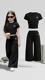 ⁦سوت بناتي قطعتين – أناقة وراحة في كل تفاصيله⁩ - الصورة ⁦3⁩